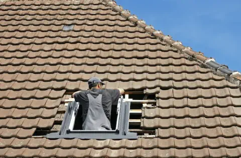 Pose de velux - Champagne-en-Valromey